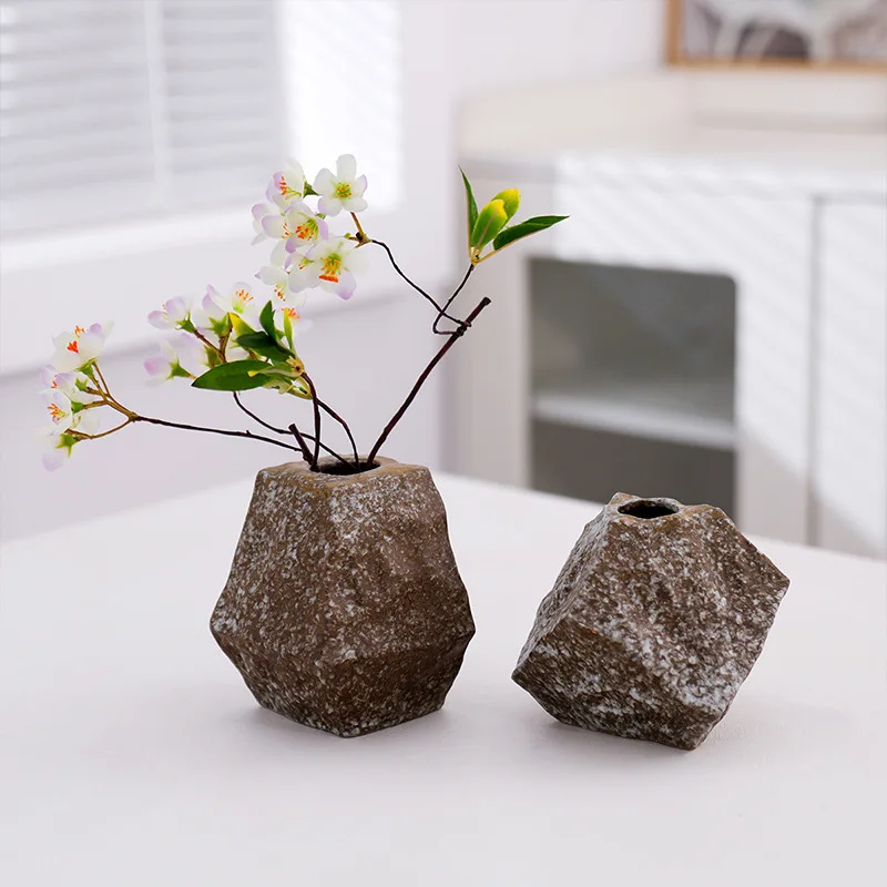 

Modern Minimalist Imitation Rock Ceramic Vase Natural Style Granite Textured Porcelain Ornaments Office and Home Decoration