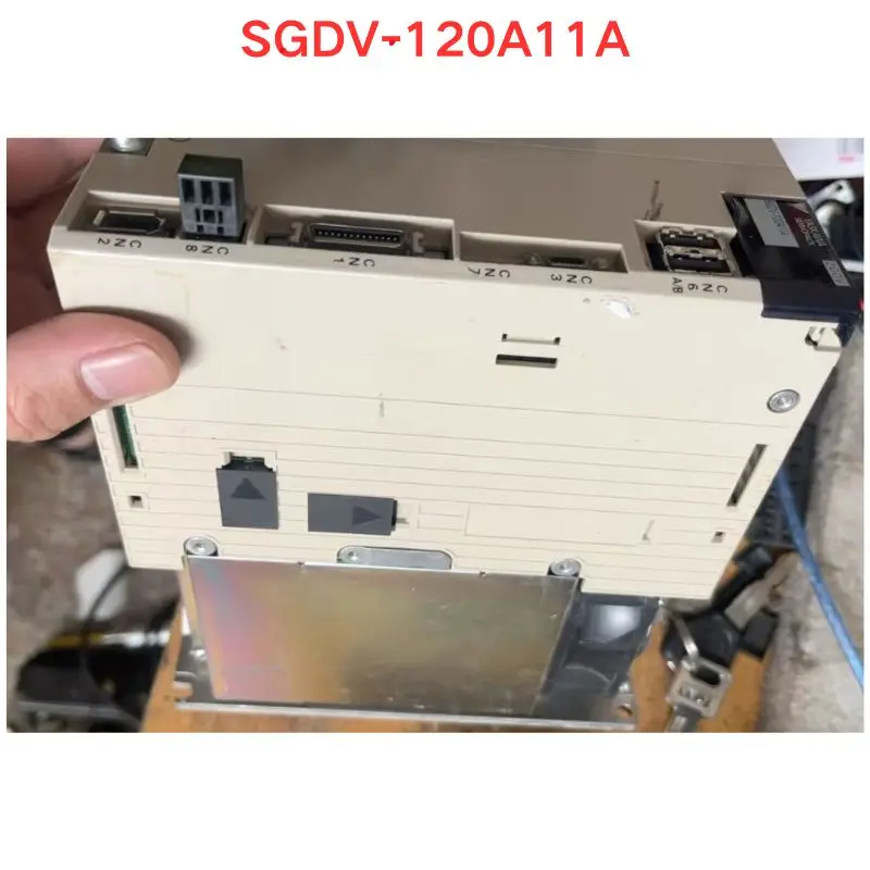 Used OEM disassembled parts SGDV-120A11A Servo driver Functional test OK