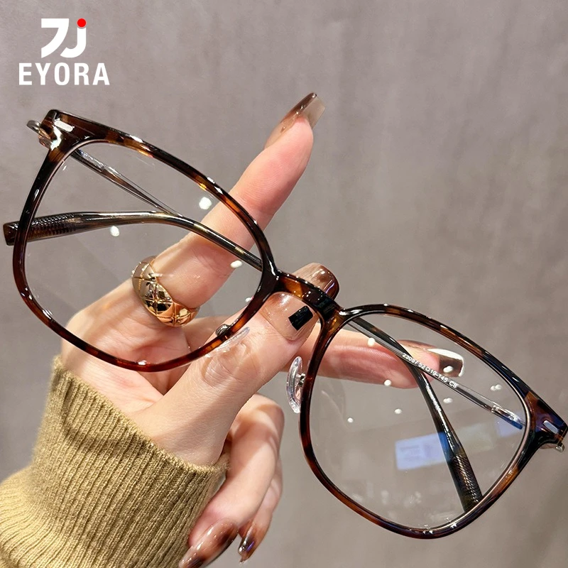 

EYORA Skinny Face Square Round Reading Glasses for Women Anti Blue Light Photochromic Glasses Optical Lenses with Prescription