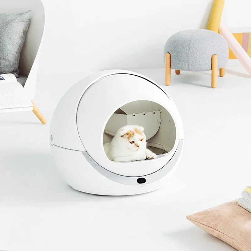 2021 New Automatic intelligent Multifunctional Indoor Pet Clean Up Products Cat Litter Box Toilet