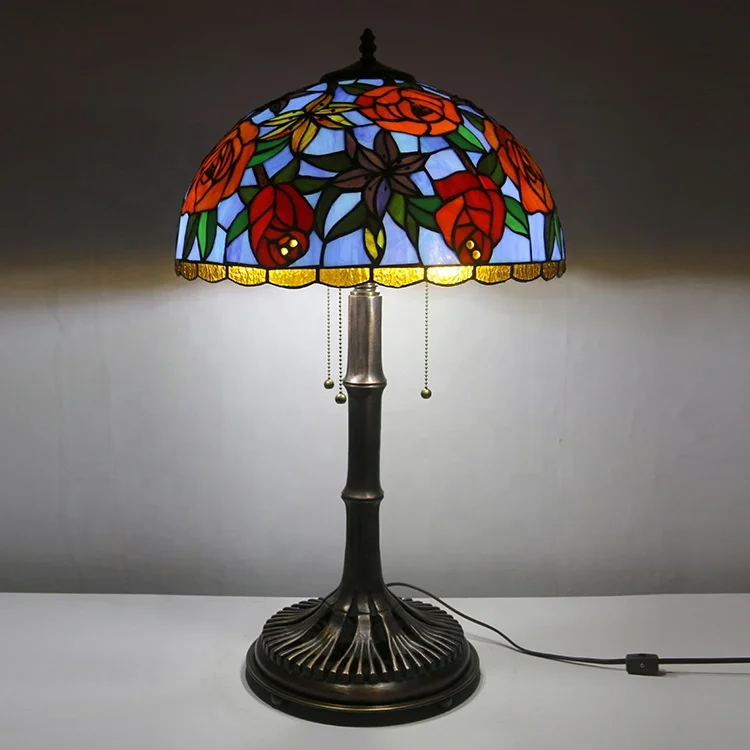 

Настольная лампа 16 дюймов с абажуром из витражного стекла в стиле роз, античная бронза, 3 лампы, с основанием из коричневой меди