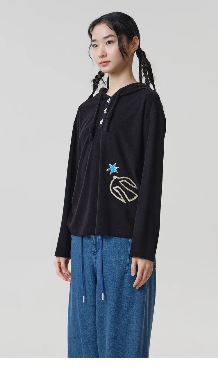 MOVEUP Hooded Drawstring Pullover 2026 Autumn Bird‑Shaped Buttons Embroidery Sweatshirts Loose Long Sleeve Casual Top 3ELQ10567