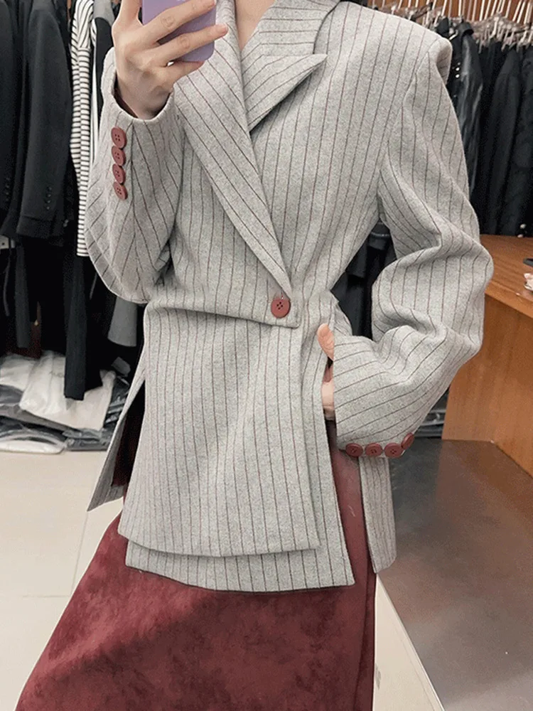 TWOTWINSTYLE Striped Printting  Asymmetrical Chic Blazer For Women Notched Collar Long Sleeve Slimming Blazer Female Fashion New