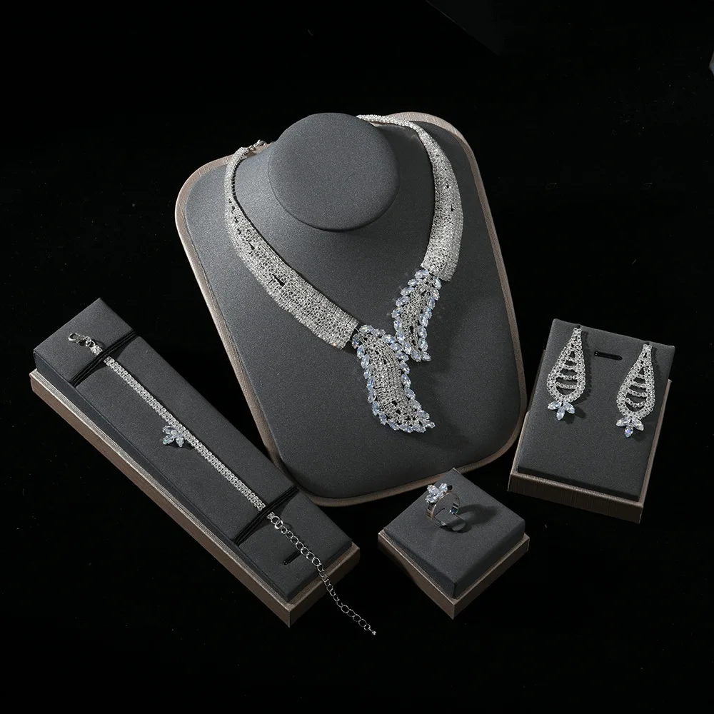Premium Stereo Necklace Earrings Bracelet Set Women's Dress Decoration Light Luxury Jewelry Suitable for Wedding Ball Gift M-809