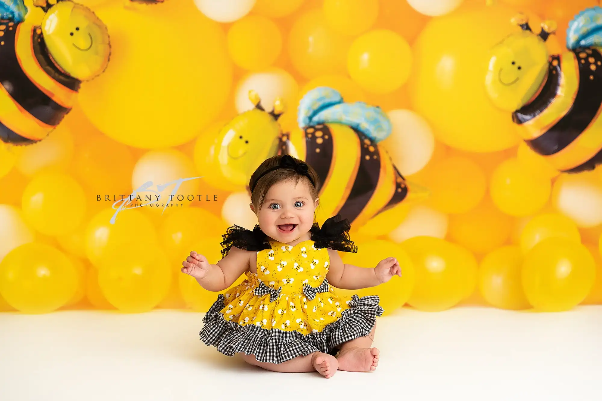 Spring Bee Backdrops Kids Baby Photography Adult Child Photocall Decors Birthday Cake Smash Backgrounds