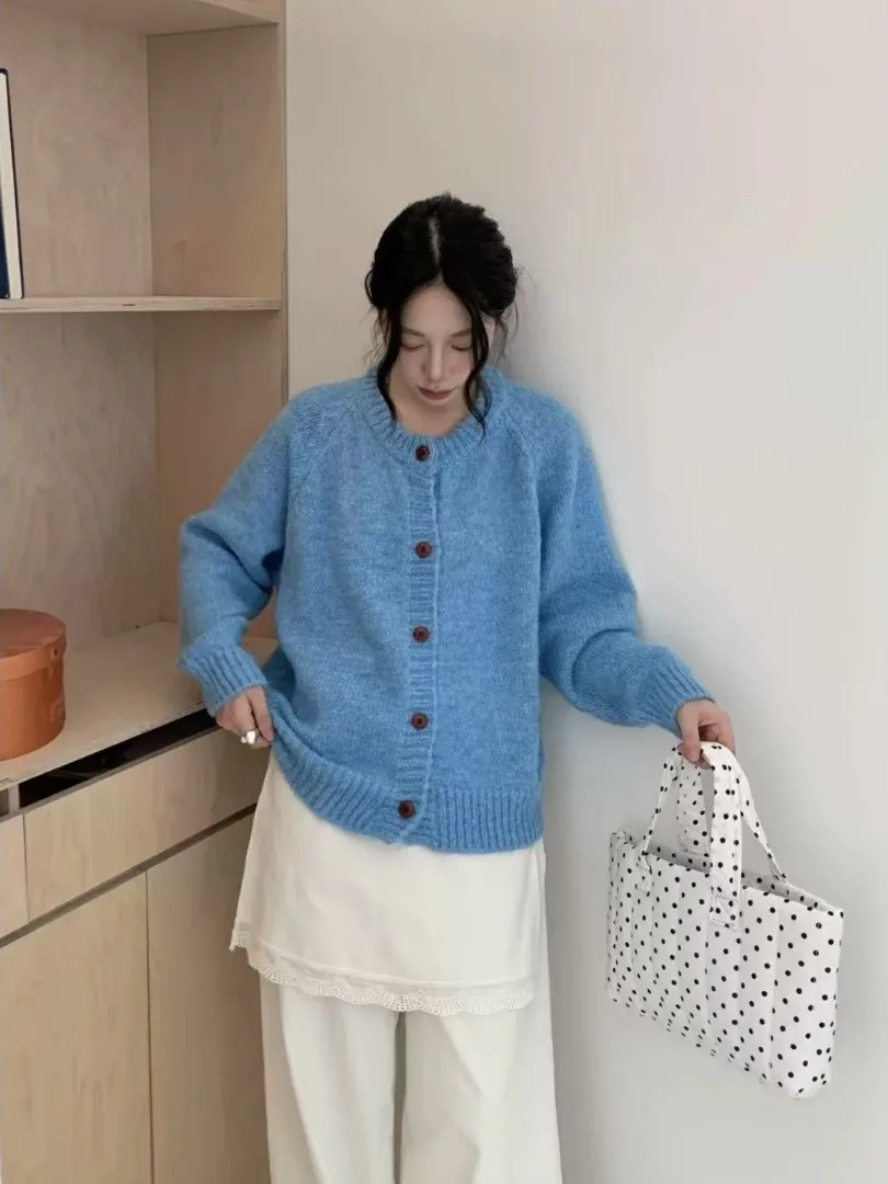 

Laid-ba Sle ort Knitted Sweater Jaet Women's Early Autumn 2025 New Loose Simple Korean Sle Open Cardigan Top