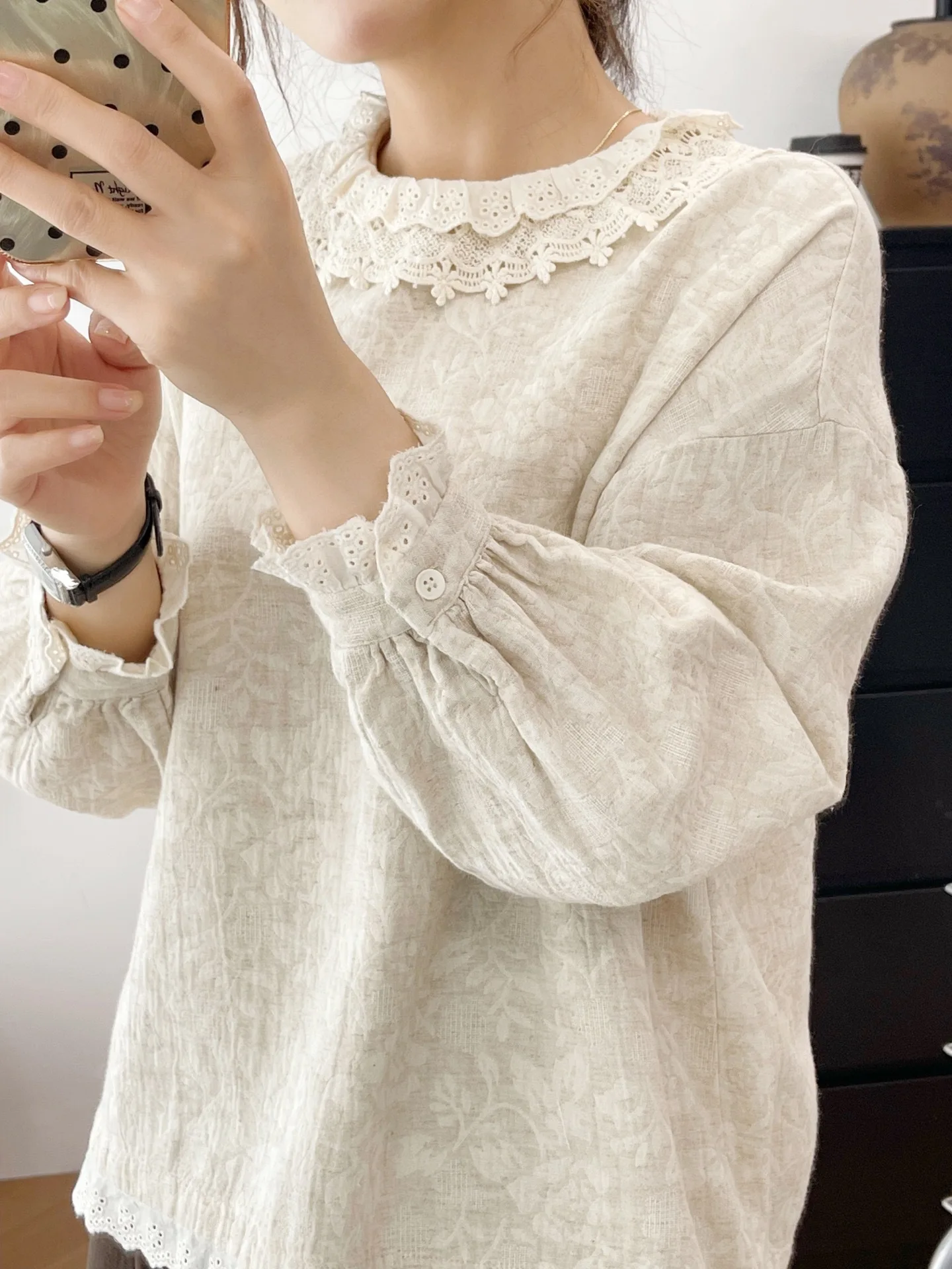 Bust 118cm Elegant Women Embroidered Cotton Shirt Japanese Style White Beige Embroidered Long Sleeve Tops Vintage Clothing