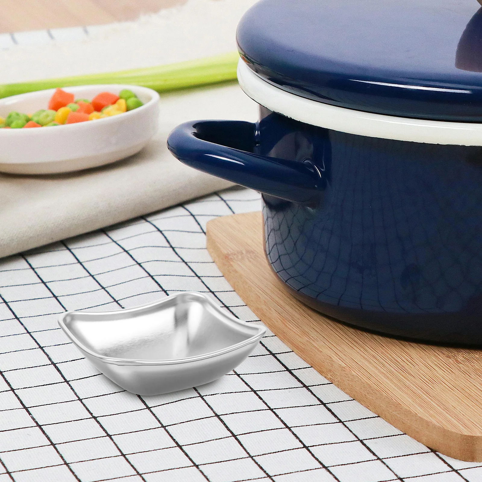 

4Pcs Stainless Steel Sauce Bowls Stackable Small Dipping Plates for Hot Pot Bbq Sushi Condiment Dish Easy Clean Space Saving
