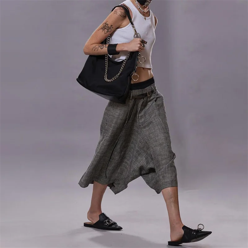 

Women's shorts New low waisted loose straight leg pants for summer 2025 Couple style loose checkered 5-point pants y2k shorts
