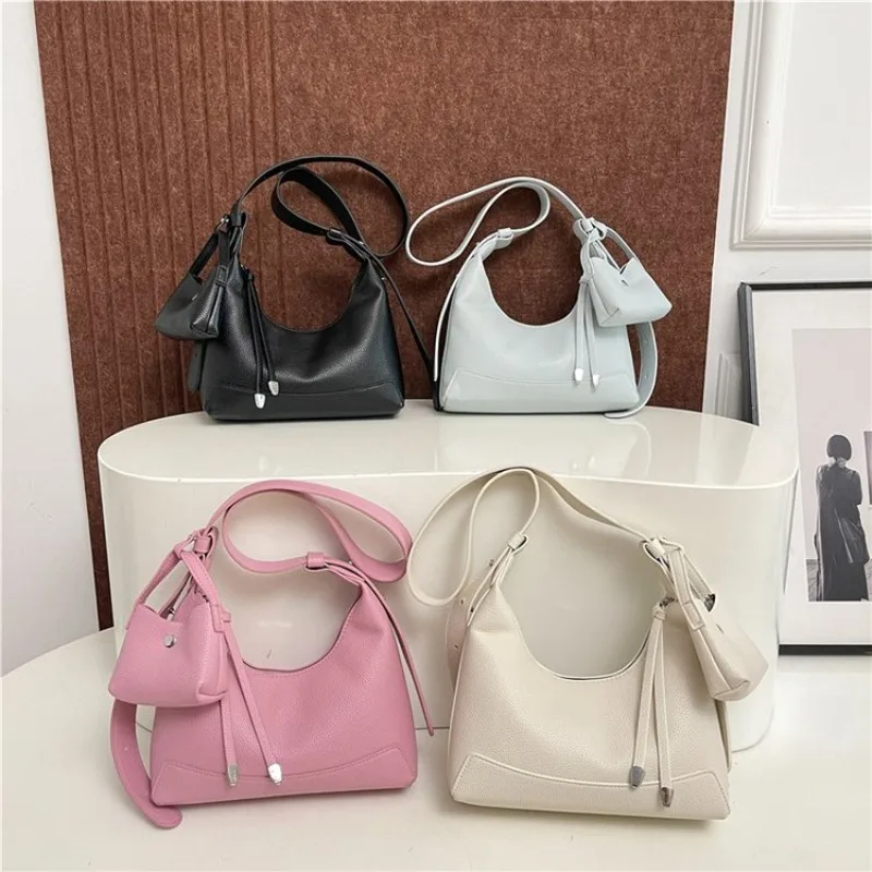 

Trendy Design Solid Color Women's Shoulder Bag Minimalist Unique Leisure Business Large Capacity Diaper Bag Elegant Leather