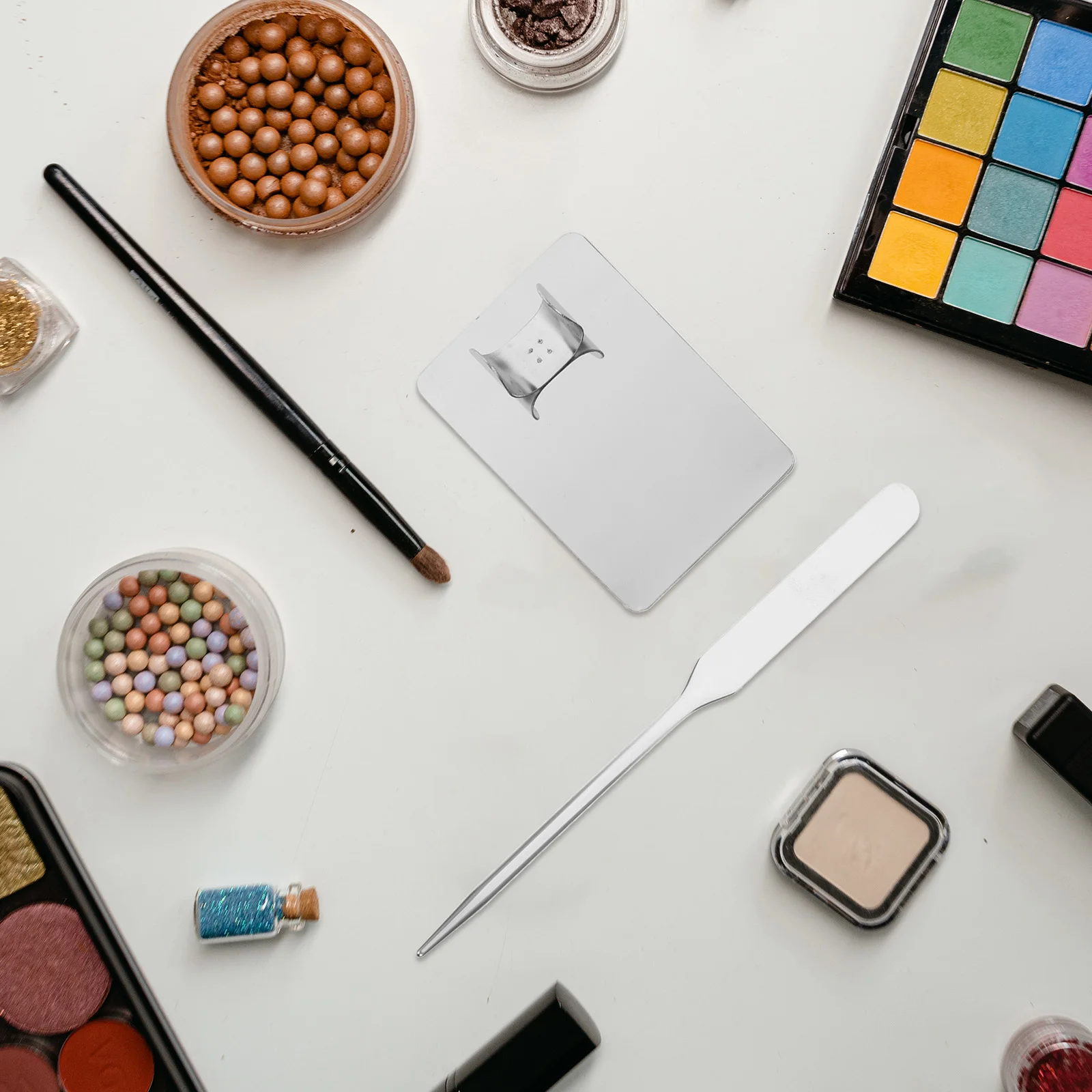 

1Set Smooth Flat Makeup Plate Spatula Foundation Blending Tray Easy Use Clean Compact Portable DIY Skincare Makeup Plate