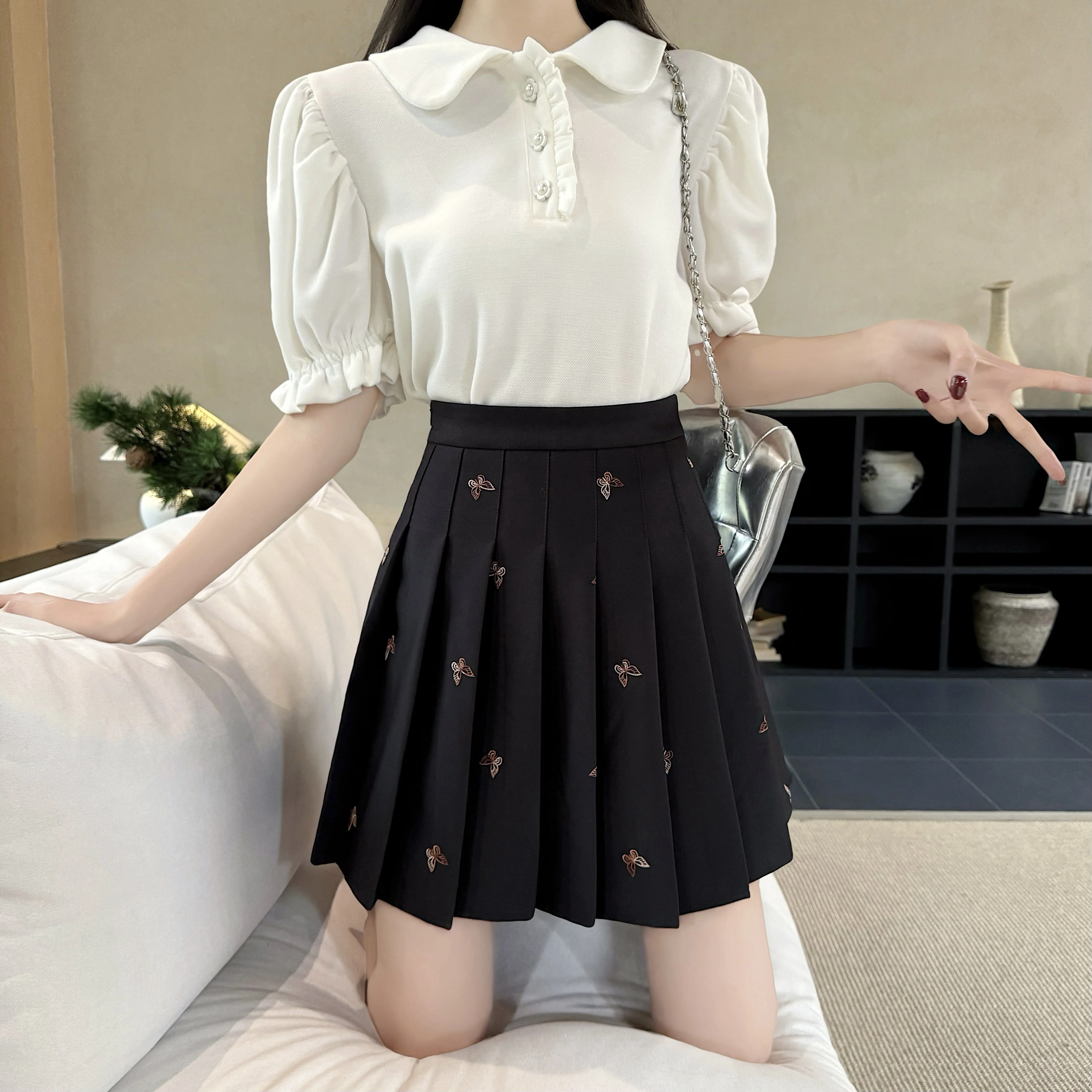 تنورة كورية فضفاضة مطرزة على شكل فراشة حلوة JK مقاس كبير تنورة بناتي صيفية عالية الخصر على شكل حرف a تنانير يابانية لتقليل العمر