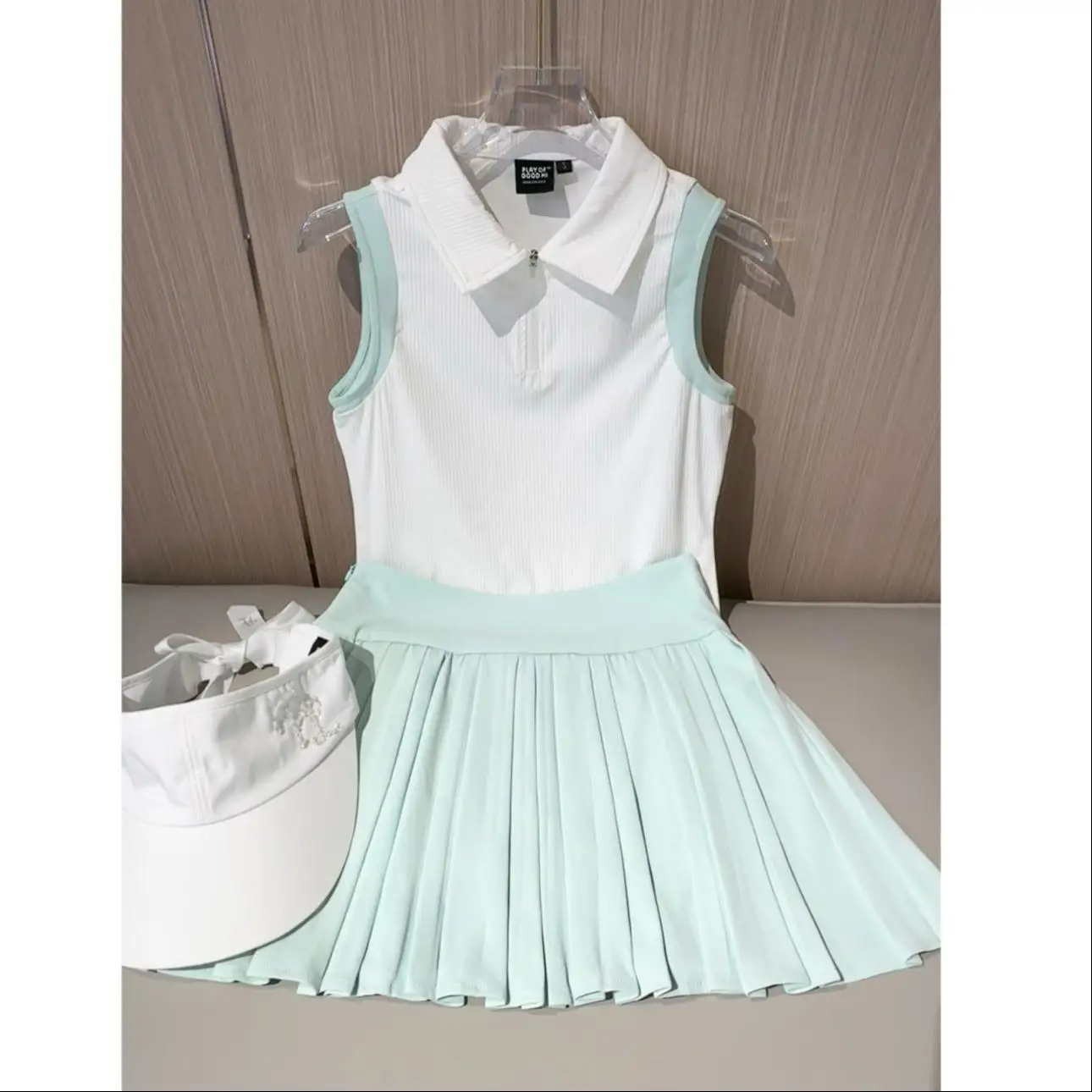New Summer Women's Golf Apparel: Quick-Dry Top and Breathable Pleated Skirt Set