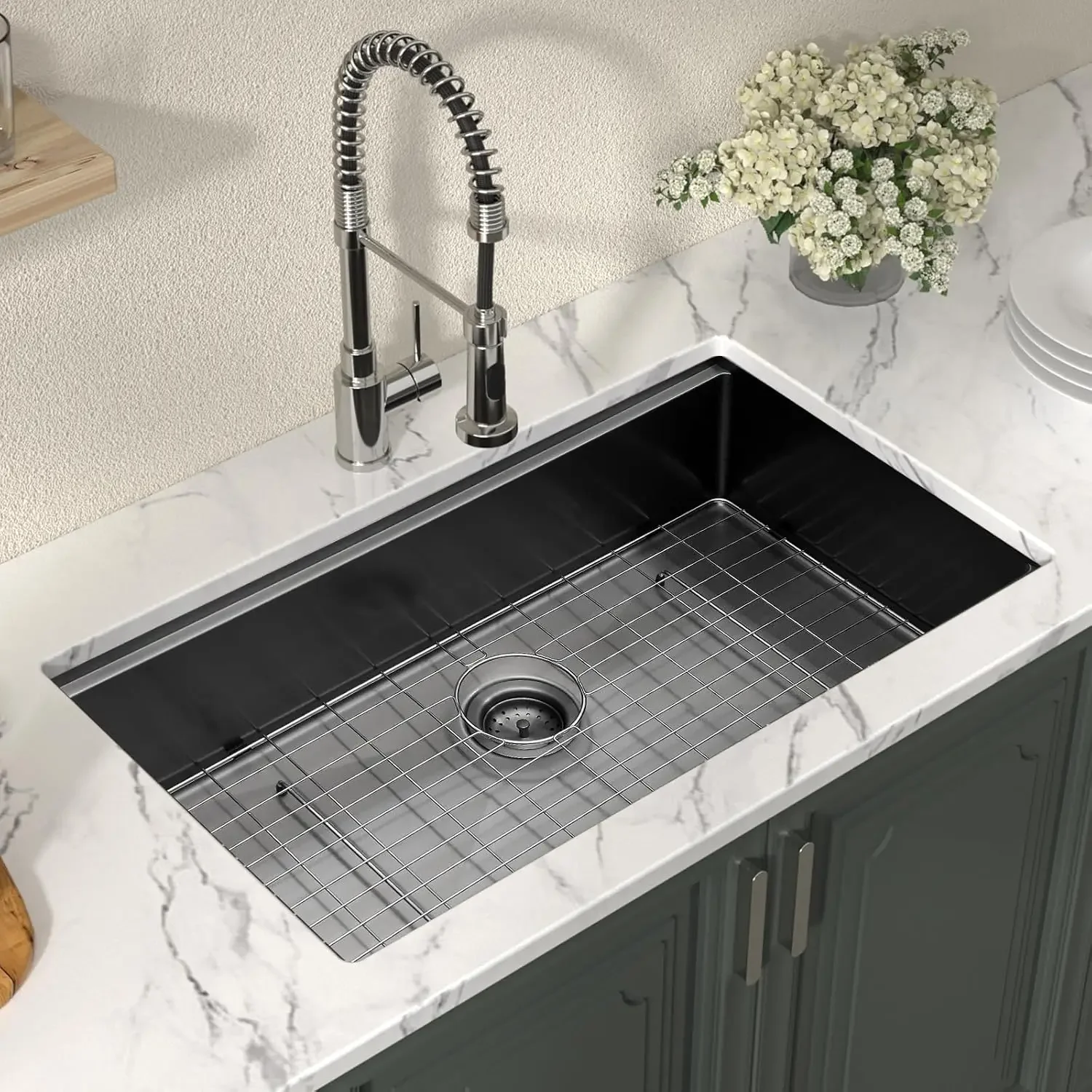 33 Inch Black Undermount Kitchen Sink Workstation SUS304 16 Gauge Stainless Steel Single Bowl Basin with Built-in Black Accessor