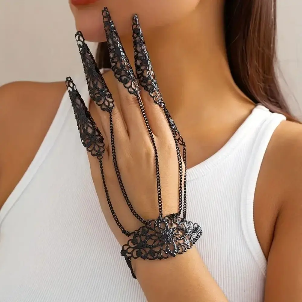 Tapered Nail Chain Exaggerated Gothic Bracelet Punk Hollow Out Hand Back Chain Flower Tassel Mittens Bracelet Party