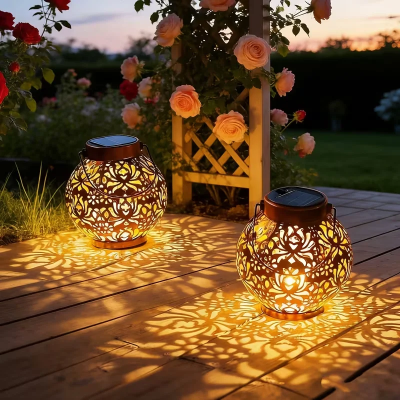 

1/2PCS Solar Iron Art Hanging Light Carved Hollow Design Solar Powered Lights Outdoor LED Landscape Lights for Yard Garden Decor