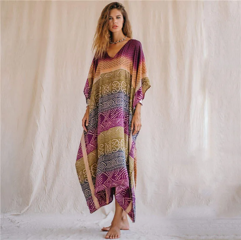 Plus Size Boho Cover Up, damskie Plus krawat Dye i wzór serca rękaw w kształcie skrzydła nietoperza dekolt Maxi okrycie plażowe do góry