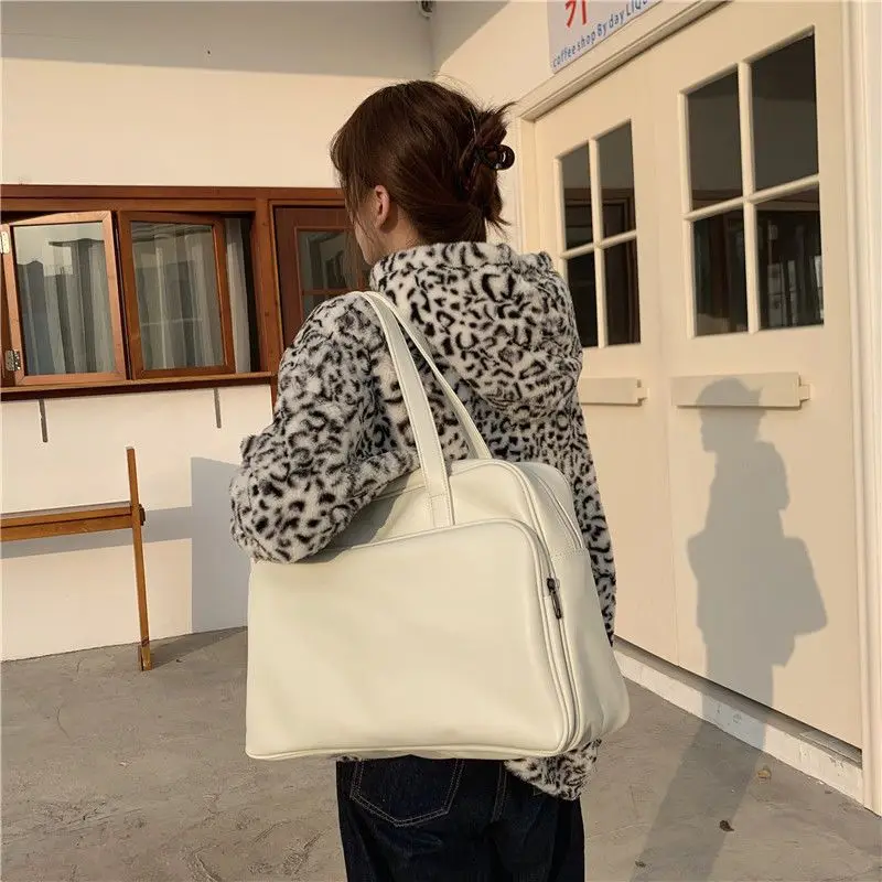 2024 New Korean Style INS Fashionable Women's Bag, Large Capacity Tote Bag，Should Bag Suitable for Work, Commuting, and Shopping