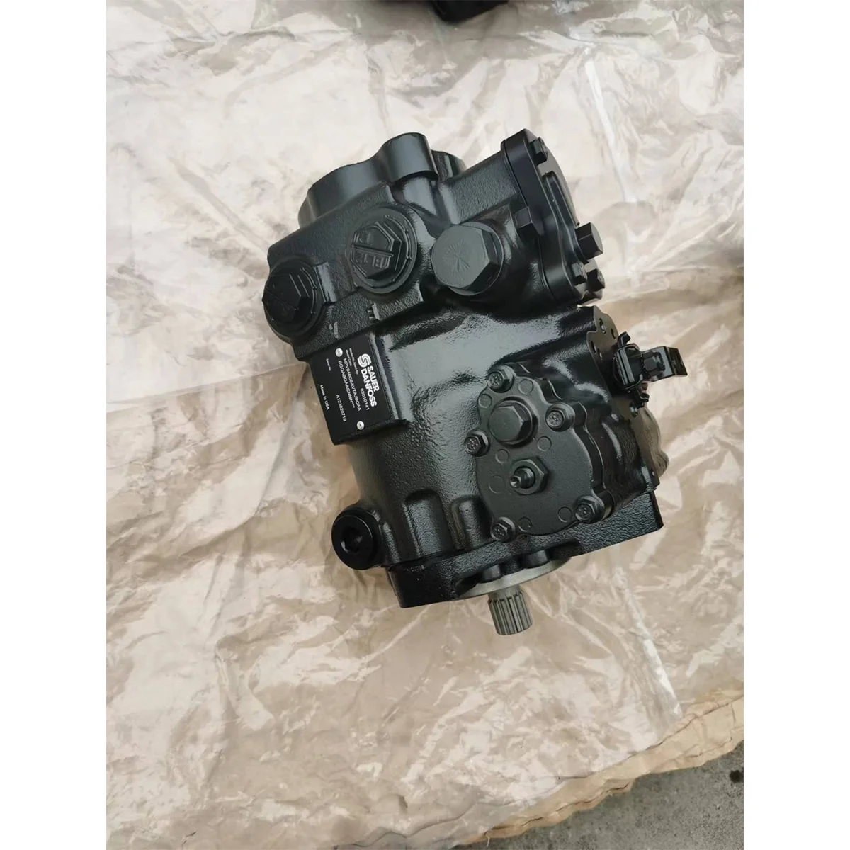 Good Quality Series 40 Axial Piston Pumps MPV/MPT025/035/044/046 Hydraulic Pumps MPV MPT Full Series Hydraulic Piston Pumps