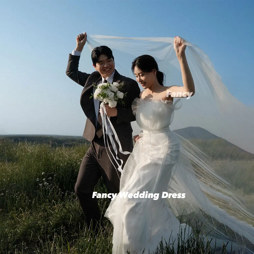 Fantasia princesa sem alças coreia vestido de casamento sessão de fotos uma linha tule macio vestido de noiva até o chão volta espartilho personalizado