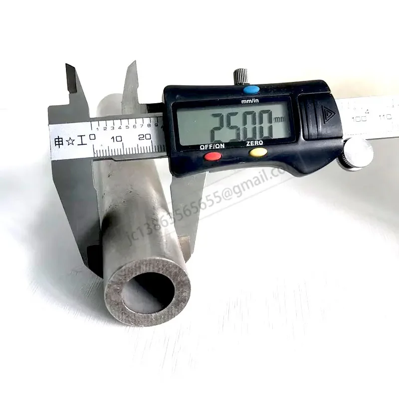 25mm Round Steel Pipe Carbon/Stainless/Alloy Steel High Toughness SCH 40 STD Schedule for Construction & Machinery