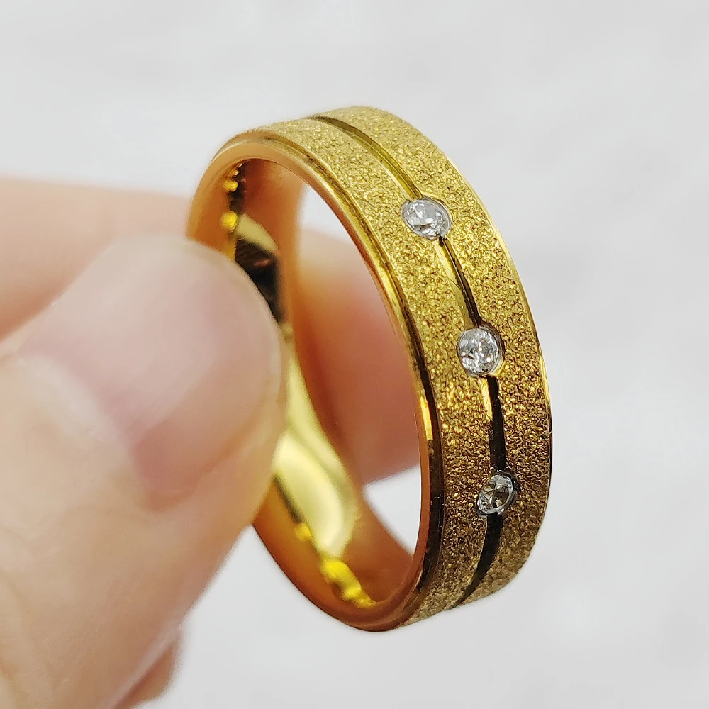 Модное-кольцо-для-женщин-титановое-обручальное-кольцо-18-каратное-позолоченное-гипоаллергенное-женское-обручальное-кольцо-обещание