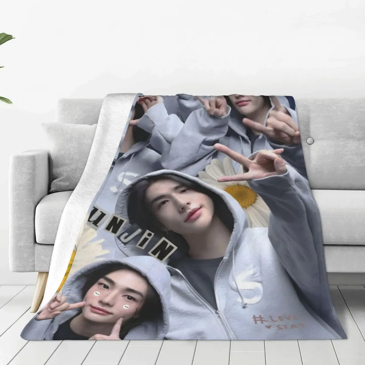 KPOP Hwang HyunJin blankets Warm Flange blankets Soft and comfortable blanket picnic blanket birthday gift