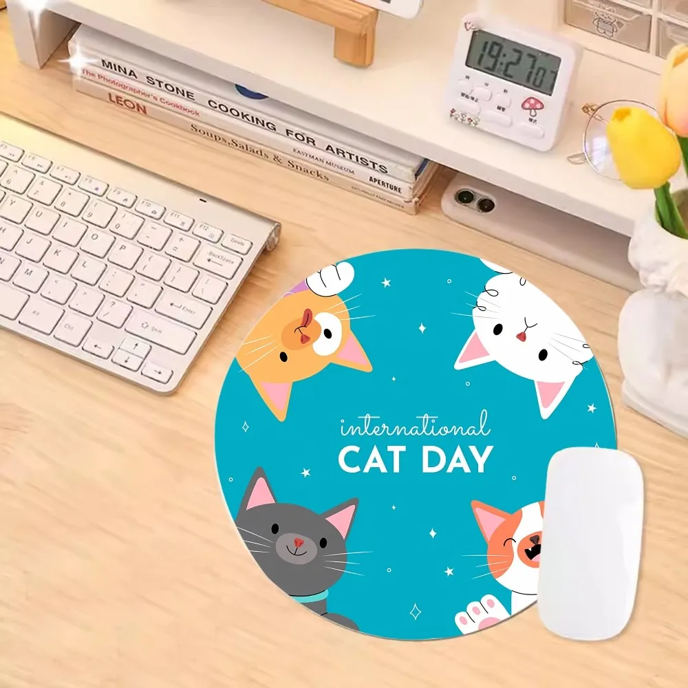 Cute Cat Mousepad Rubber Small Speed Version Game Computer Keyboard Office Table Mat PC Laptop Mouse mat Writing Desk Mats