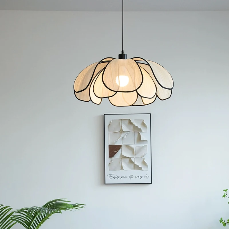 Imagem -05 - Nordic Petal Led Pendant Lights Wabi Sabi Chandelier For Living Room Quarto Cozinha Estilo Creme Lâmpada Minimalista