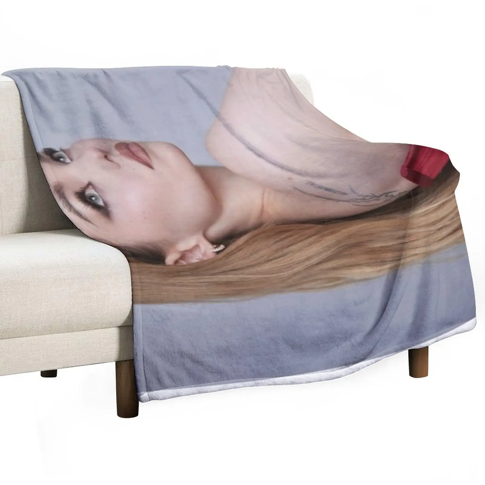 Dove Cameron #17 Throw Blanket Warm Beach heavy to sleep Flannel Luxury Brand Sofas Blankets