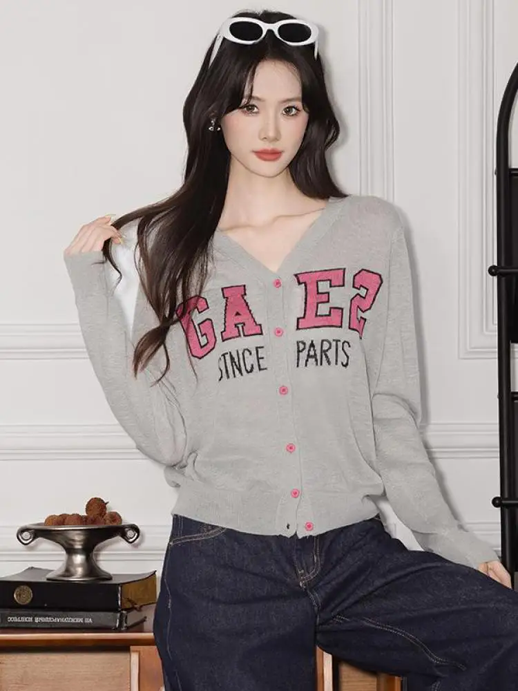 

Korean Women Grey Letter Print V Neck Long Sleeved Slim Cardigan Sweater Autumn Winter Single Breasted Short Knitted Tops Casual