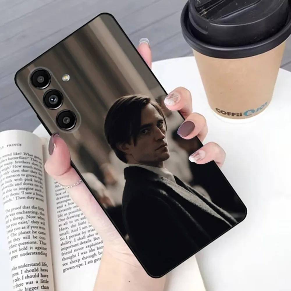 Robert P-Pattinson Funny   Phone Case For Samsung S24,23,22,30,21,10,9,Ultra,Plus,Lite,FE,Soft Silicone Black Cover