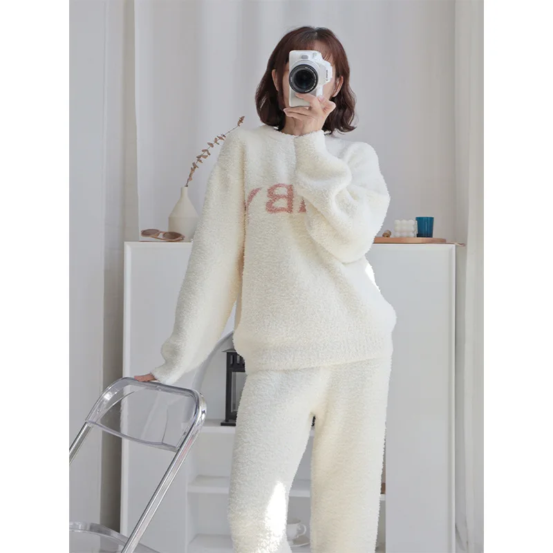 Women's Fleece Pajama Set Long Sleeve O Neck Winter Warm Ladies Sleepwear 2 Pcs with Pant Sweet Comfortable Homewear for Female