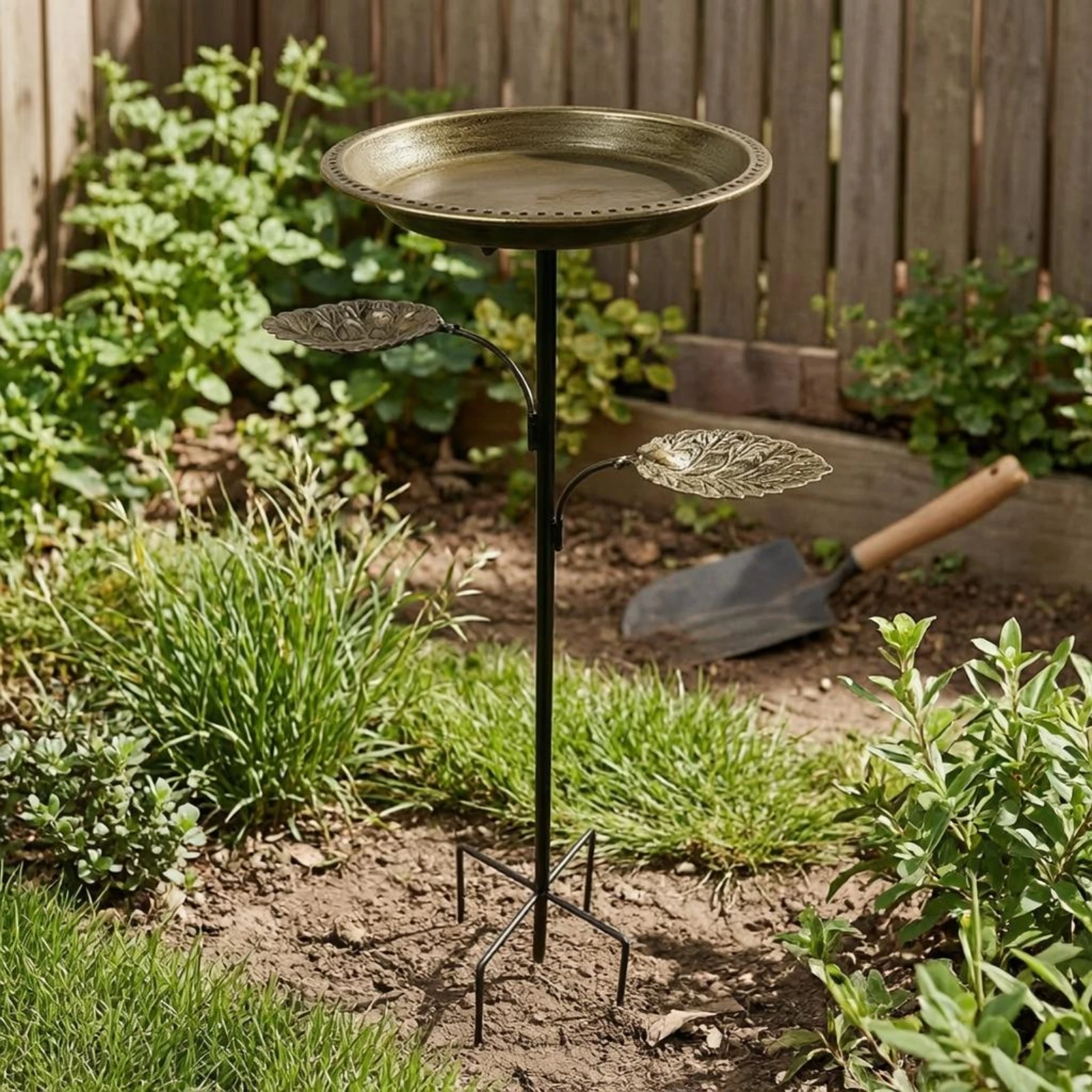 Leaf Tray Bird Feeder Yard Stake Bird Feeder Outdoor Decor Garden Metal view 4