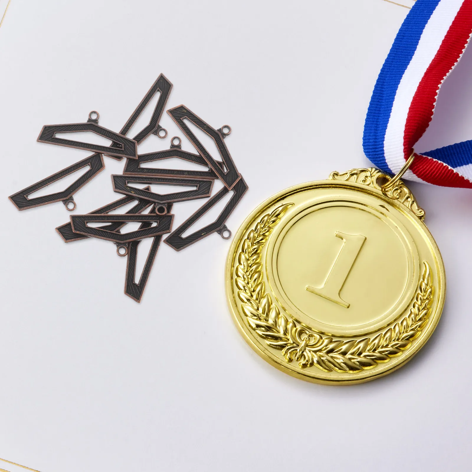 10Pcs Sturdy Metal Medal Buckle Ribbon Secure Attachment for School Sports Day Community Events Medal Display Rack Wall Hanger