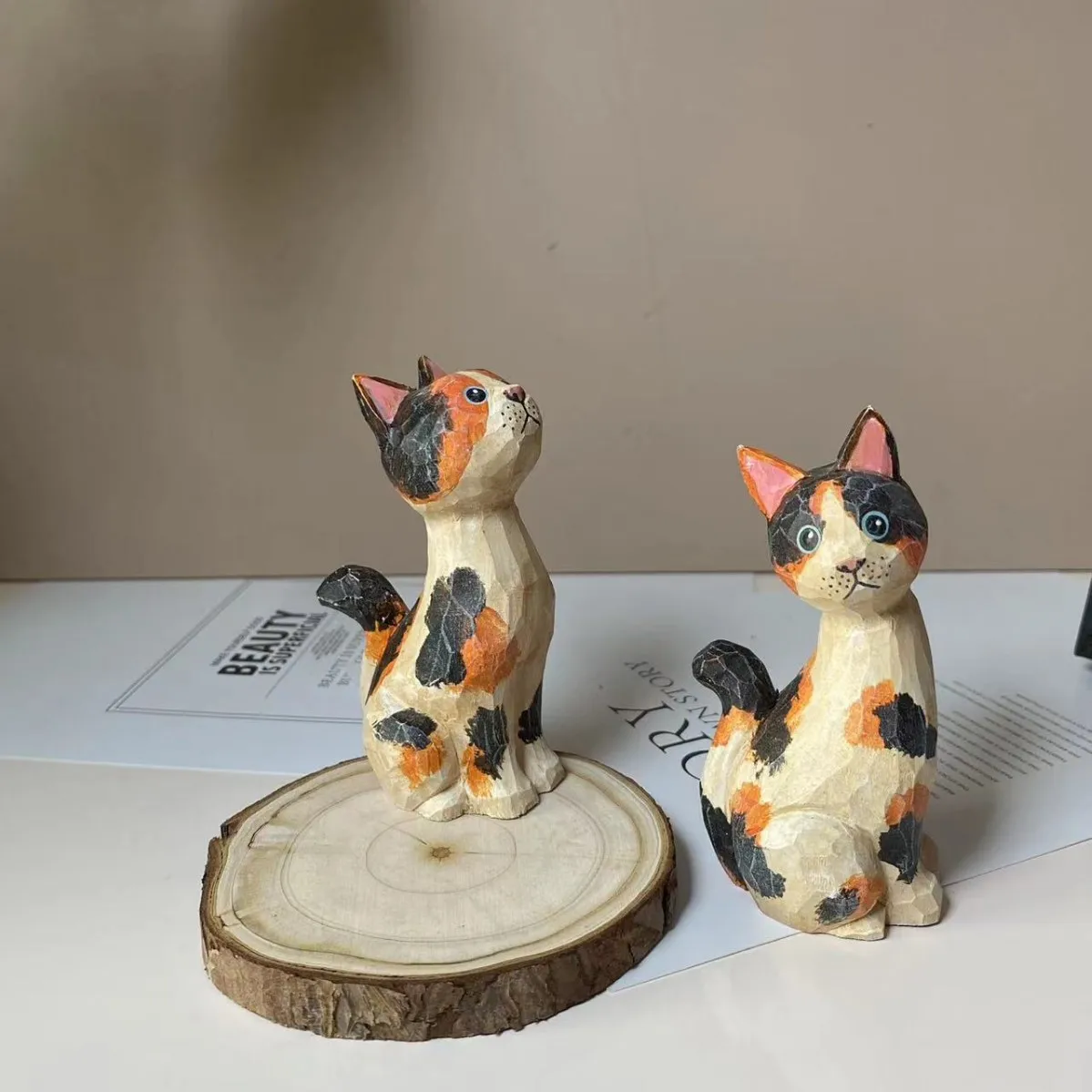 Painted Wooden Carving Kitten Desktop Ornament for Birthday Gift