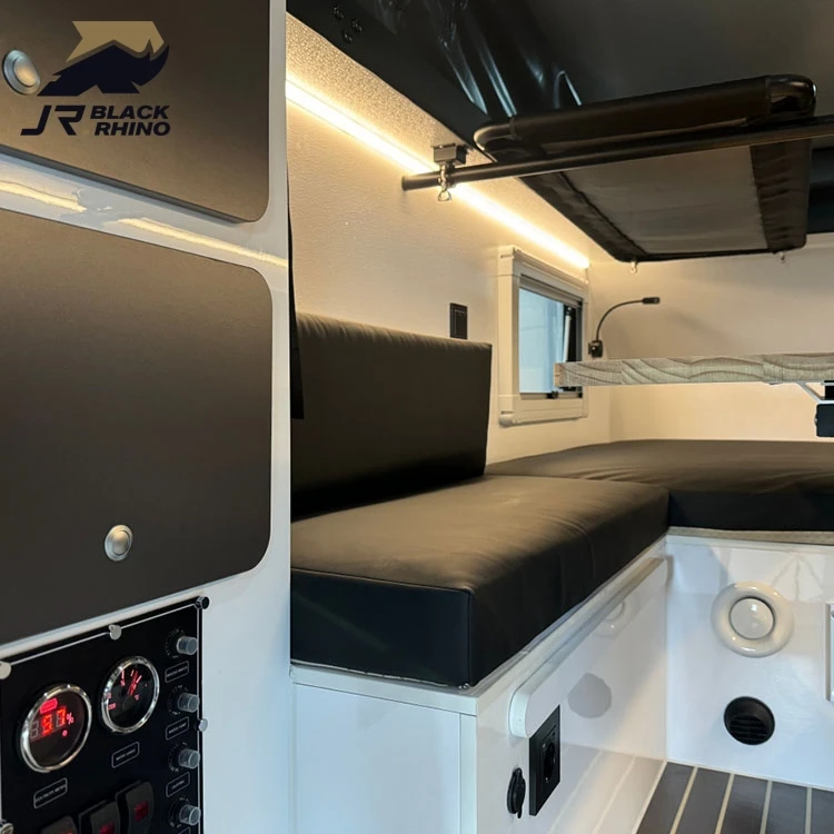 European Cheap Independent Suspension Waterproof Kitchen Rooftop Tent Adventure Off Road Camping Trailer Motorhome