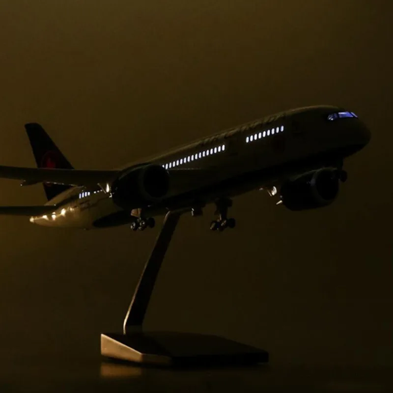 1:130 Scale 43cm Model Diecast Resin Canada Airlines Airplane B787 Dreamliner Aircraft With Light And Wheel Collection Display