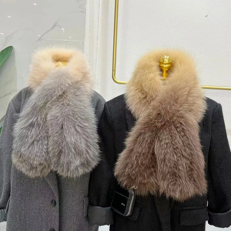 

Korean True Fox Hair Gradually Changing Scarf Temperament Double sided Thickened Warmth Knitted Scarf with Fury Fur Collar