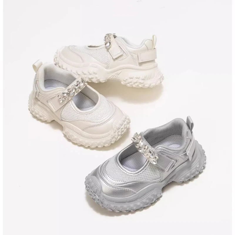 

Детские туфли на плоской подошве с мягкой подошвой. Удобная одноступенчатая однотонная простая и удобная повседневная обувь в стиле принцессы.