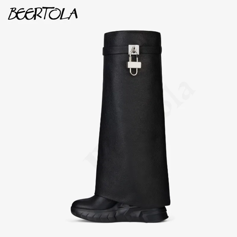 

Women's Wedge Heel Round Toe Boots with Large Barrel Circumference Lock Buckle Mid-Length Boots Fashionable Casual Trouser Boots