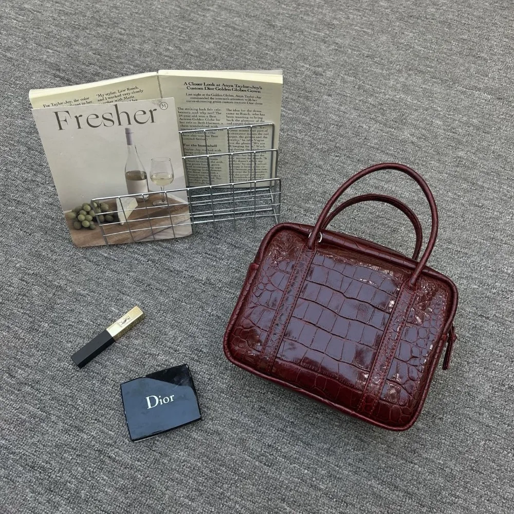 First Layer Calfskin Crocodile Pattern Mini Feather Portable Shoulder Versatile Commuter Bag Unique Fashionable Texture