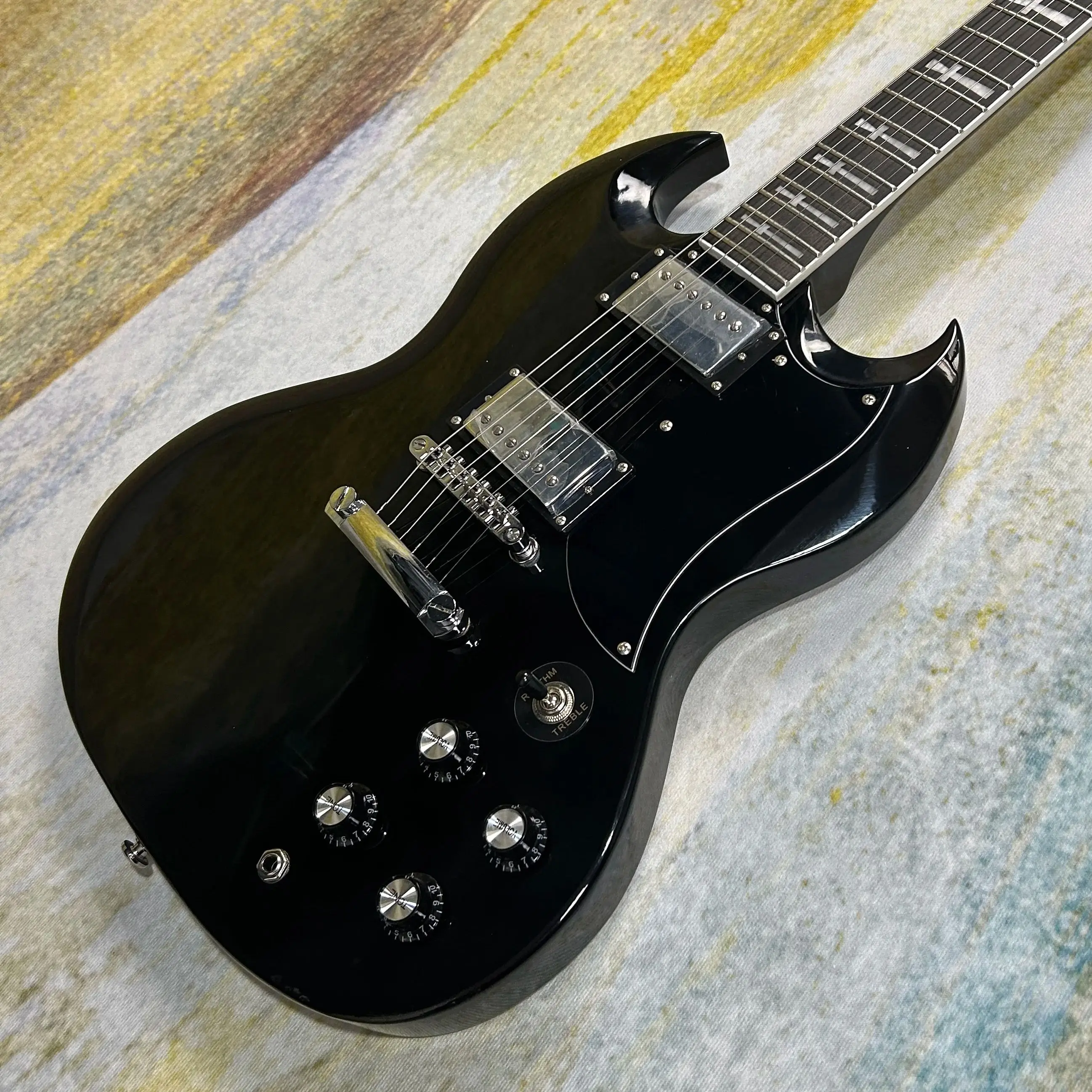 Electric Guitars Mahogany Body Black Version Rosewood Fingerboard