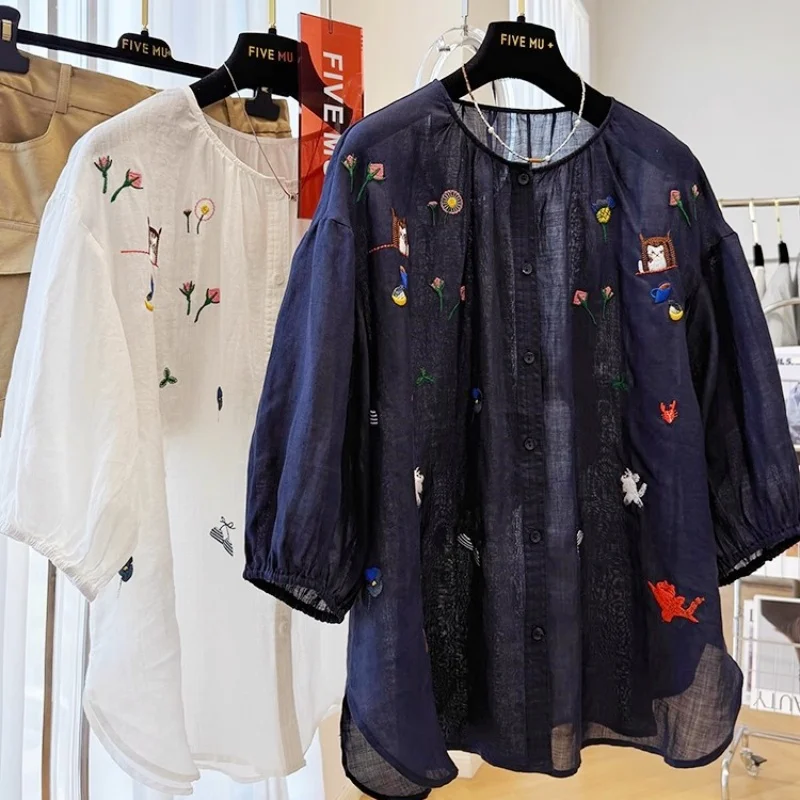 

New Summer Cotton Blouses Shirts Women Cartoon Lovely Embroidery White Feminina Blouses Women Nice Tops Tunic Blousa NZ140