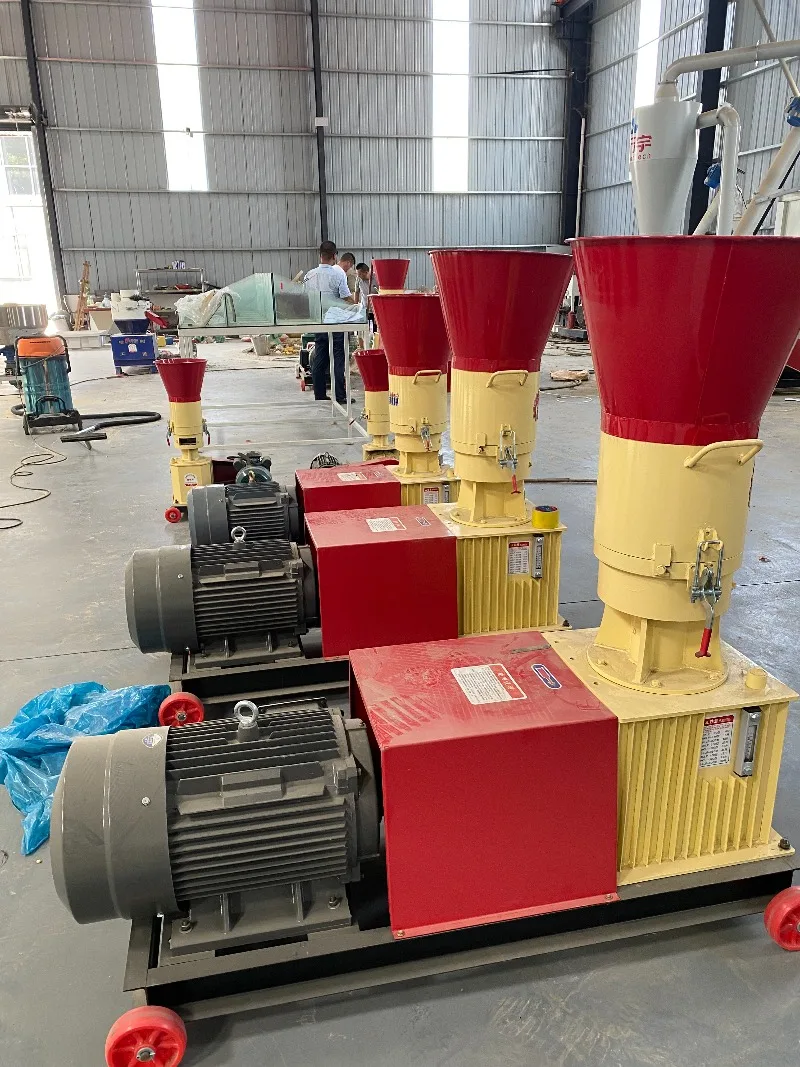 Medium Farm Feed Pellet Machine 1t/h Cattle Sheep Poultry Pellet Mill 2-12mm Carbon Steel Factory Price OEM Customized
