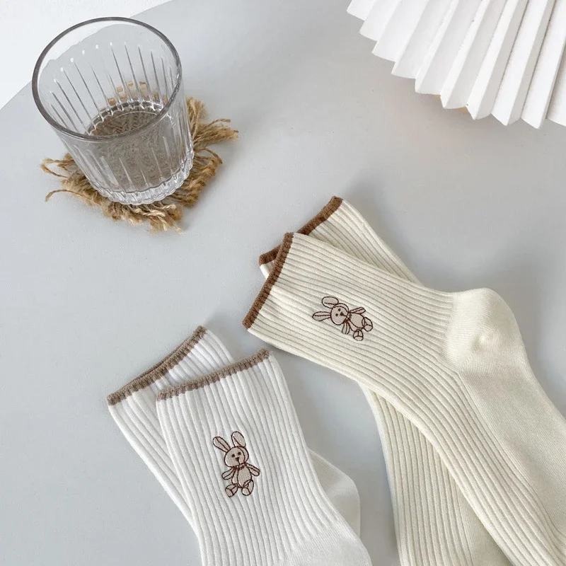 Women Socks New Fashion Cute Comfortable Breathable Socks Japanese Style Cute Rabbit Embroidery Casual Girls Sweet High Quality