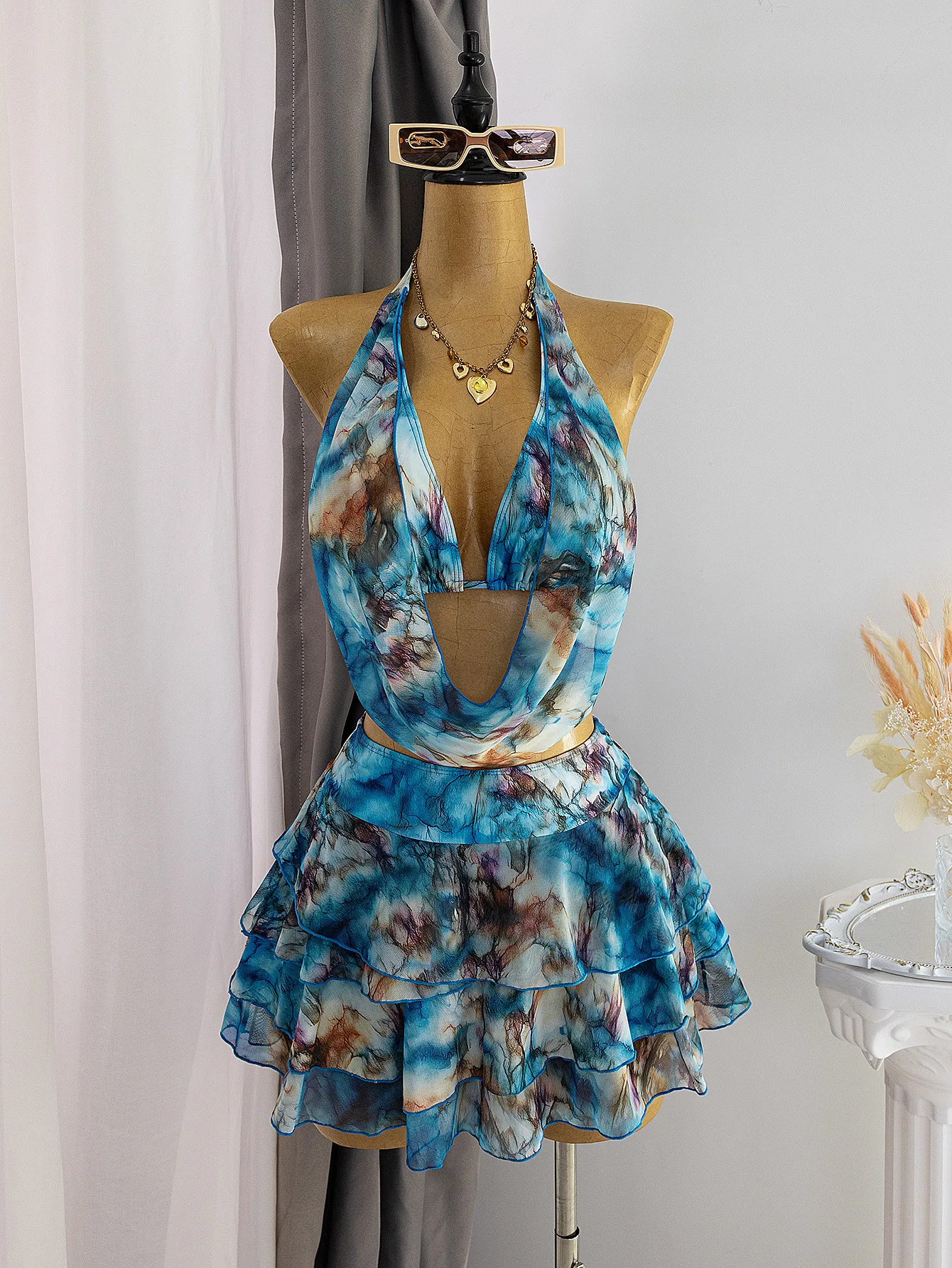Vintage Blue Tie Dye Gradient Bikini Set Women Tassel Cover Up Pleate Skirt 4 Piece Swimsuit 2026 Bathing Suit Holiday Swimwear