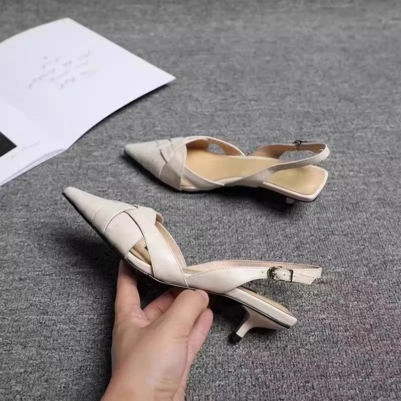 2025 nouvelles sandales pour femmes mode chignon tête Sexy noir tissé Slingback Banquet pied combattant chaussures pour femmes talons bas Zapatos Mujer