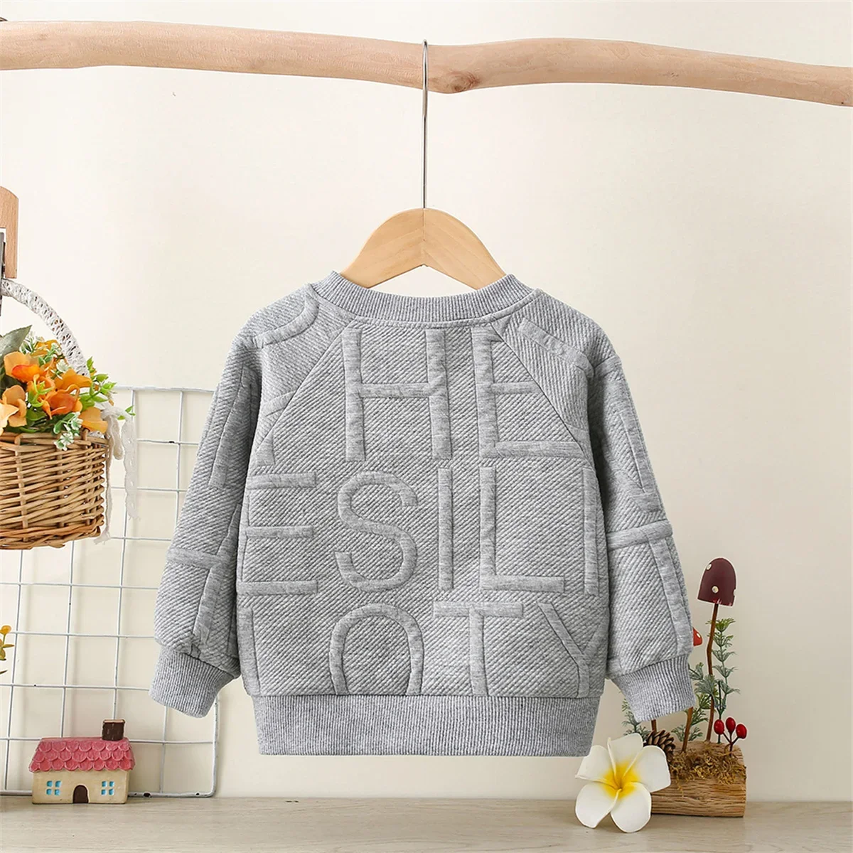 Spring and Autumn New Solid Long Sleeve Baby Top Minimalist Boys' Top Children's Clothing (0-2 Years Old)