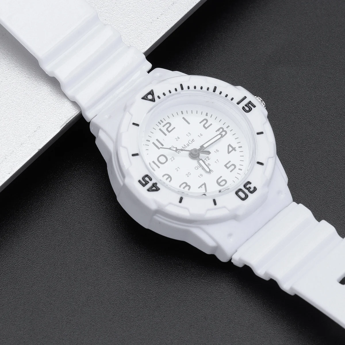 Silicone Quartz Watch For Kids White Arabic Numerals Children'S Sports Wristwatch With Precise Movement Comfortable Design